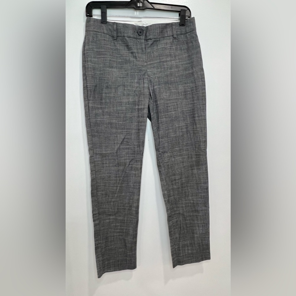 2/$35 ⭐️ VAN HEUSEN Gray Classic Fit Ankle Pants Size 2